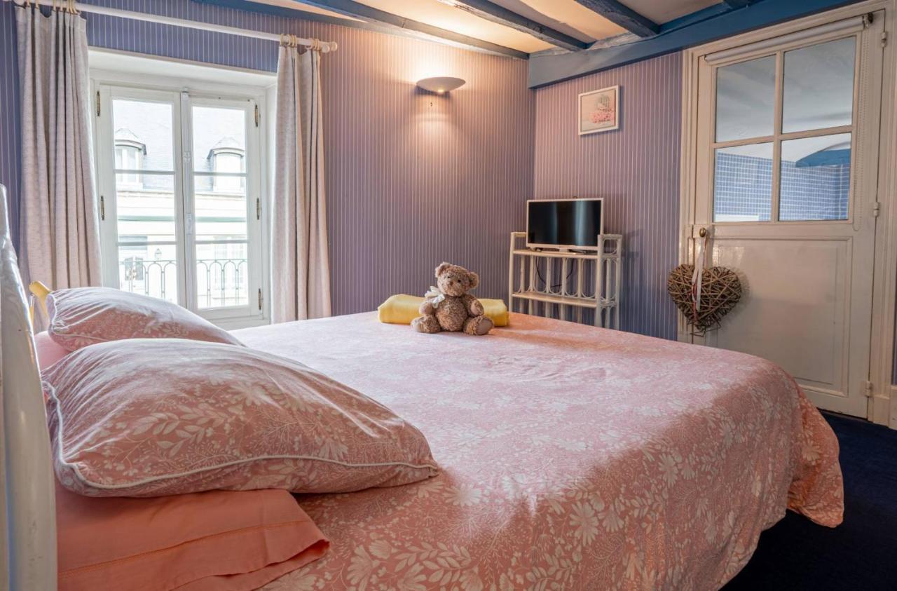 Maison d'hôtes Le Cedre Bleu *